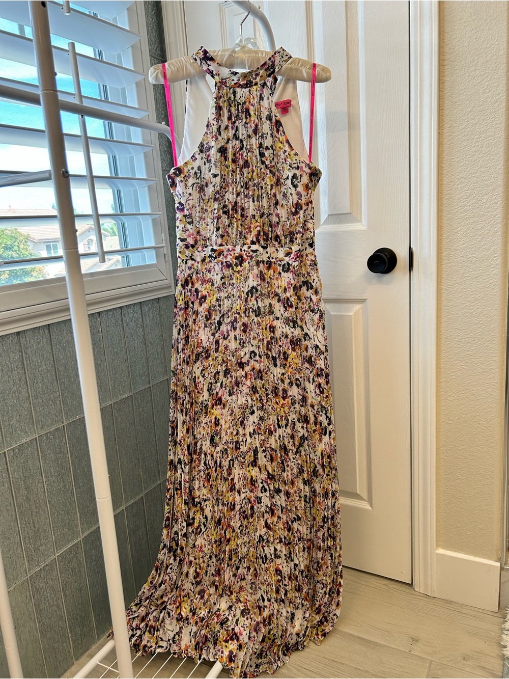 Betsey Johnson White Floral Halter Pleated Maxi Dress (fully lined)
